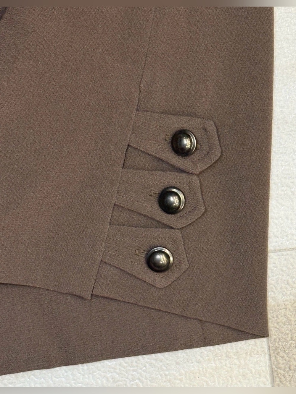 New With Tags Dressbarn Women's Ladies Capri Pants Size 14 Dark Brown 32x22.5 - Picture 3 of 8